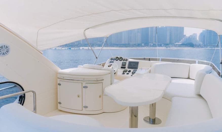 Yacht image on carousel