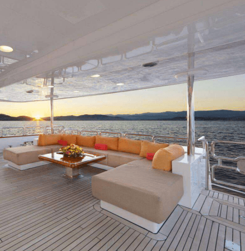 Yacht image on carousel