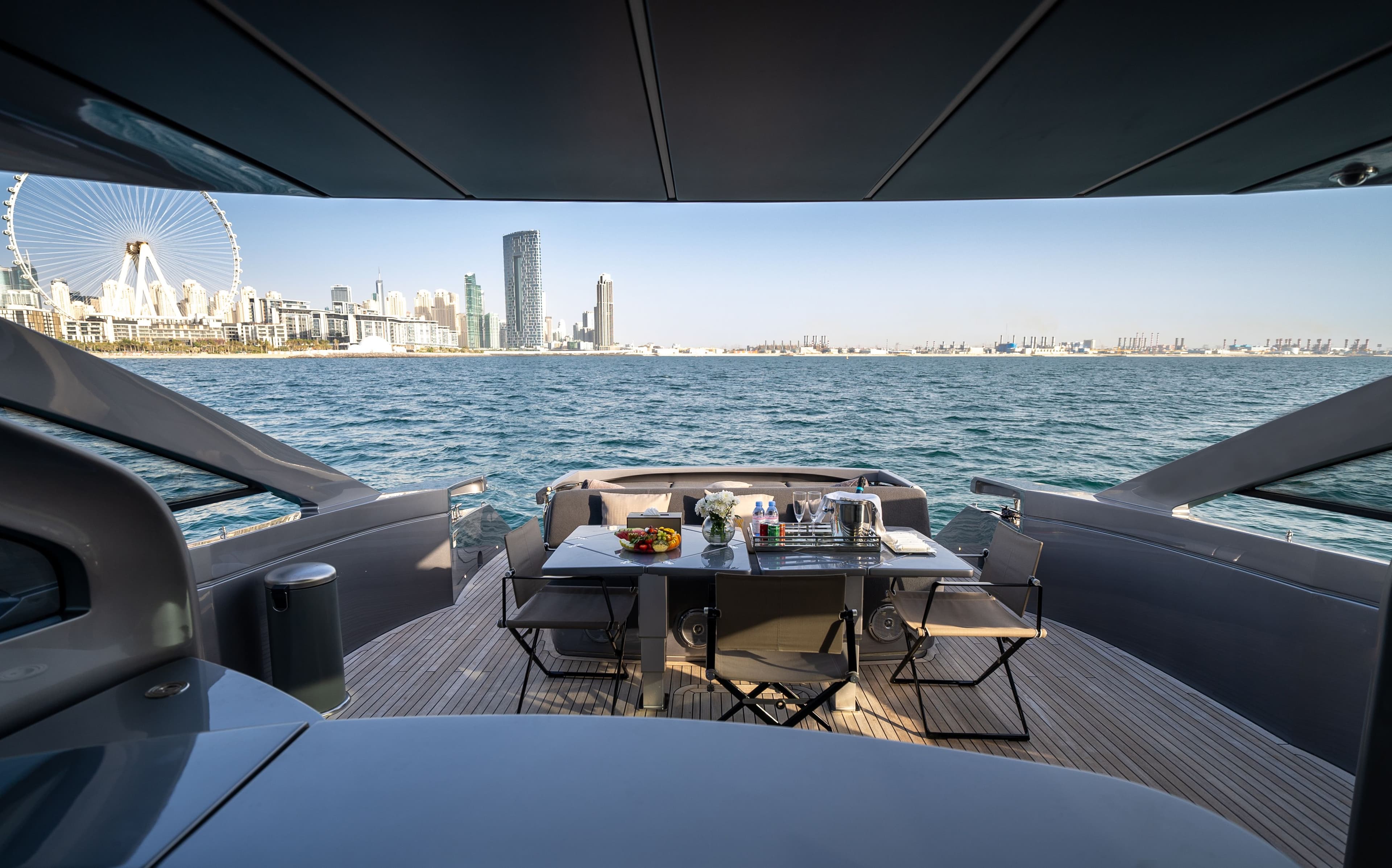 Yacht image on carousel