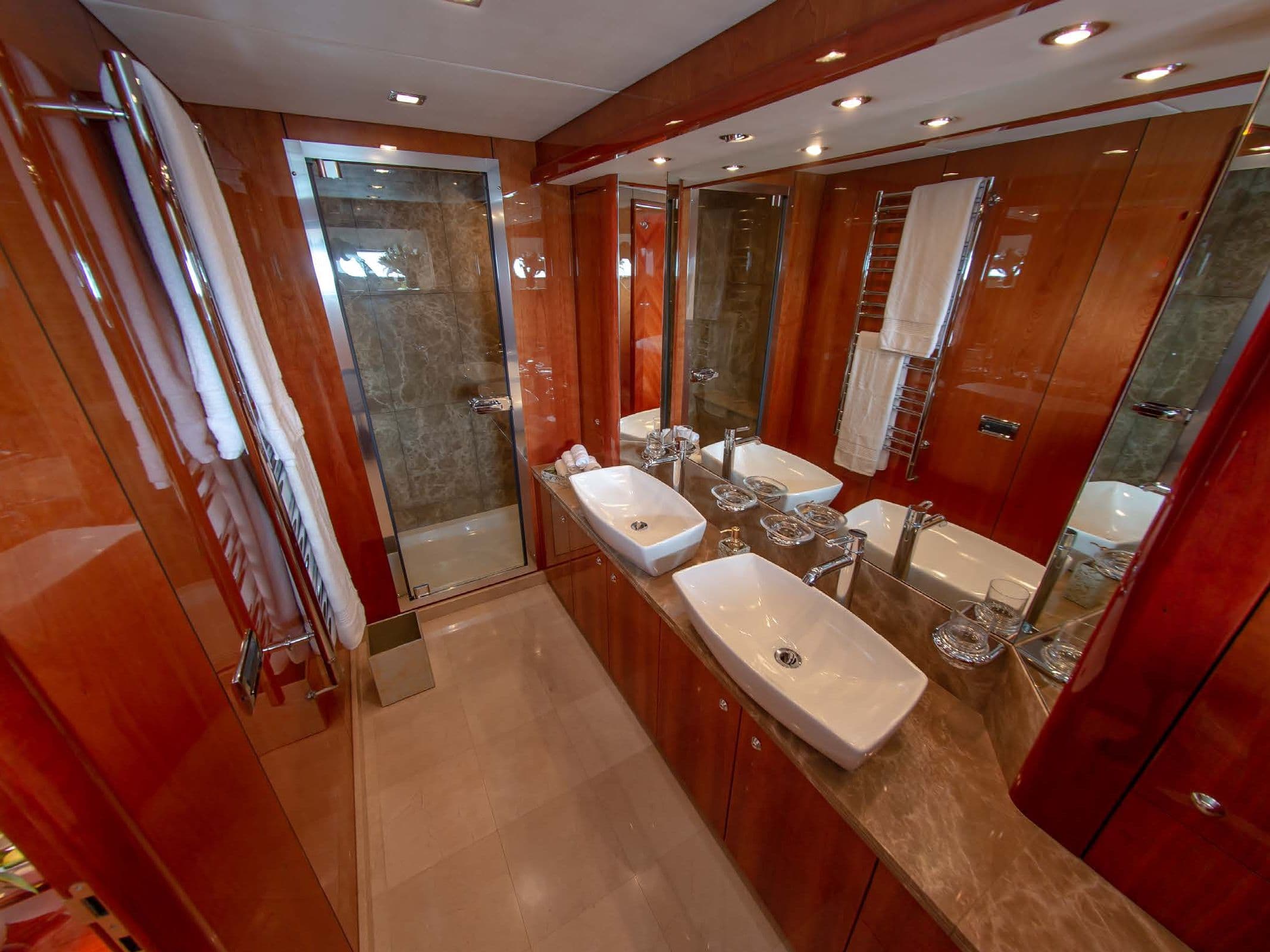 Yacht image on carousel