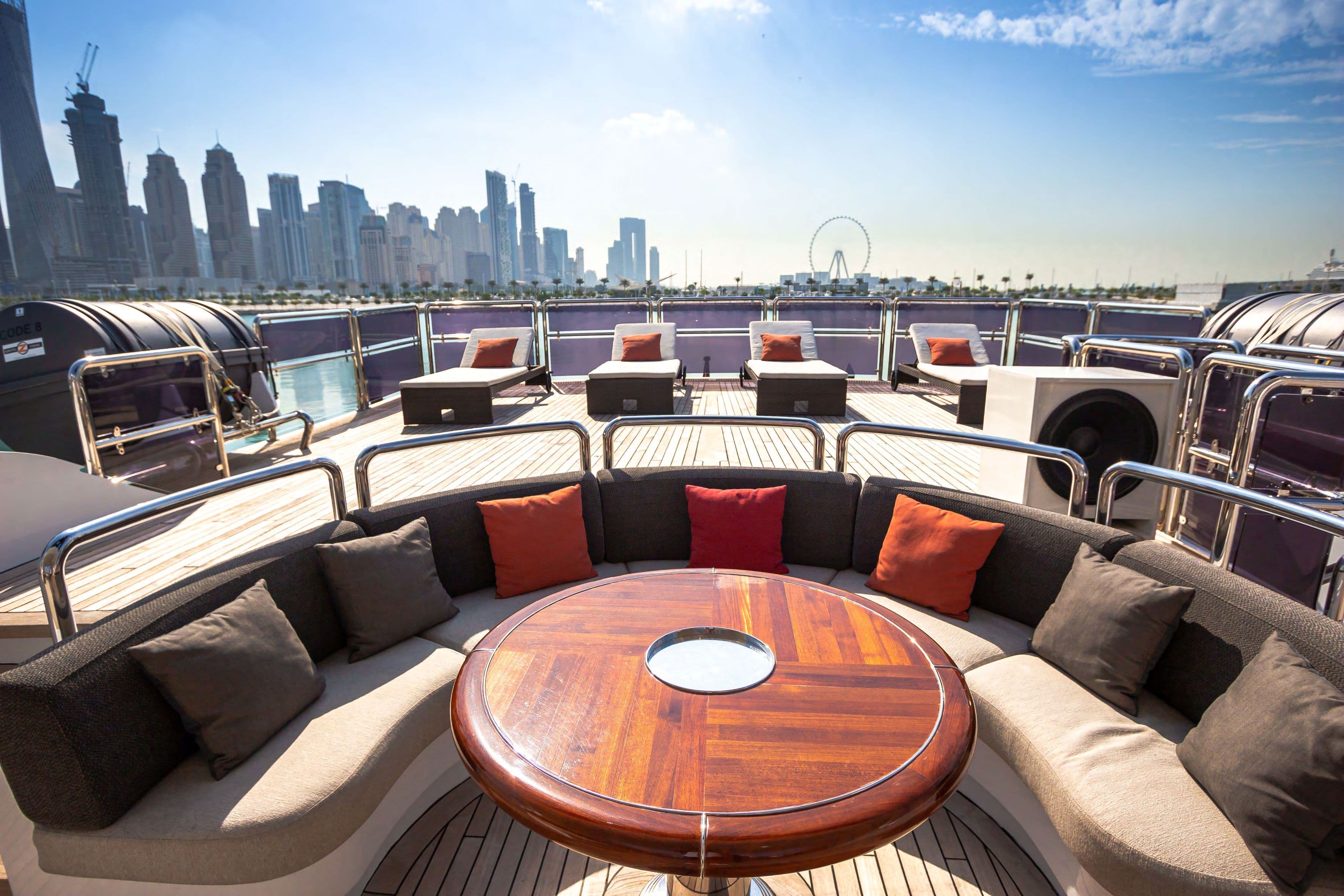 Yacht image on carousel