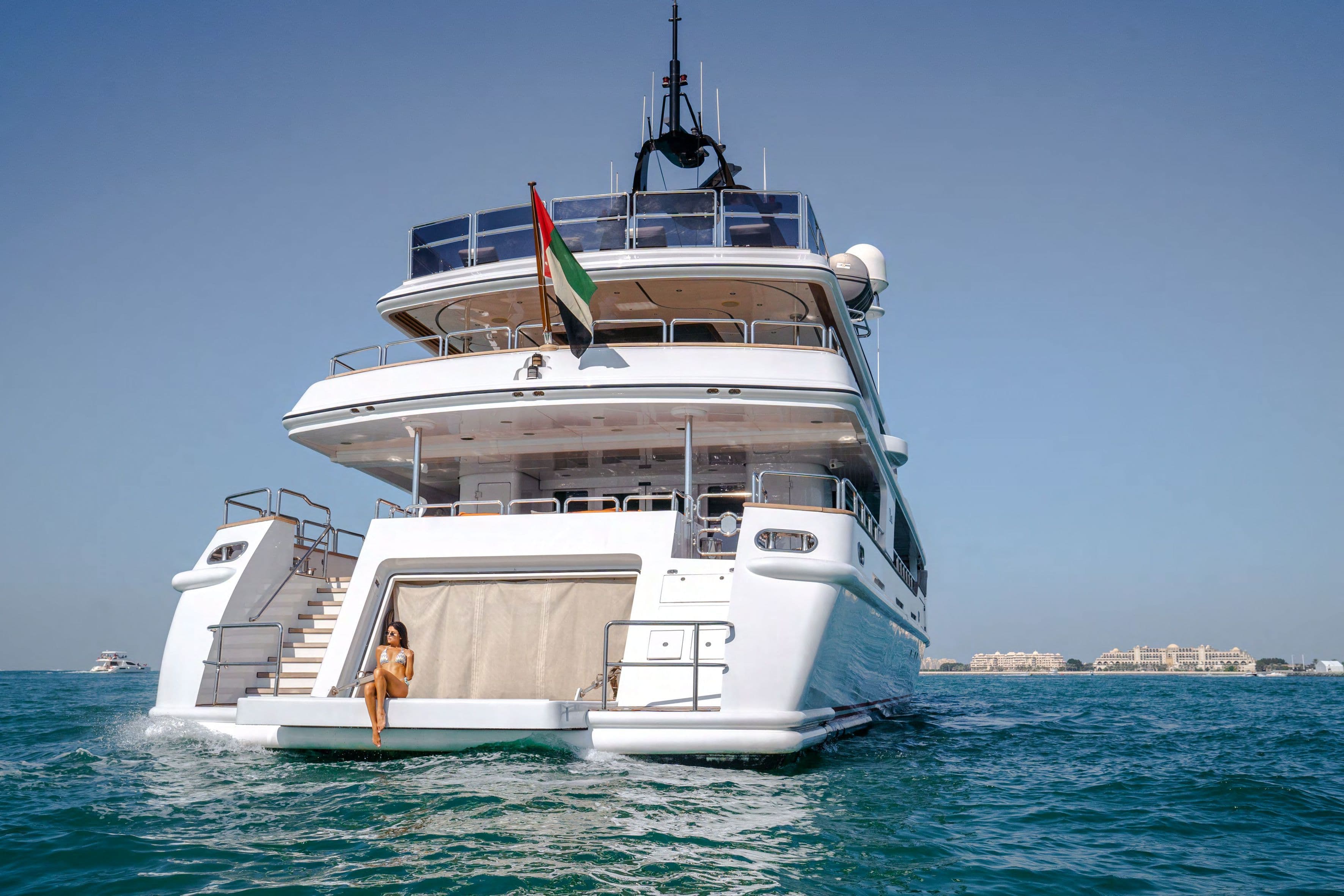 Yacht image on carousel