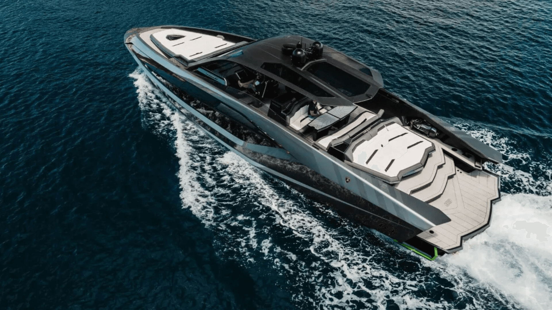 Yacht image on carousel