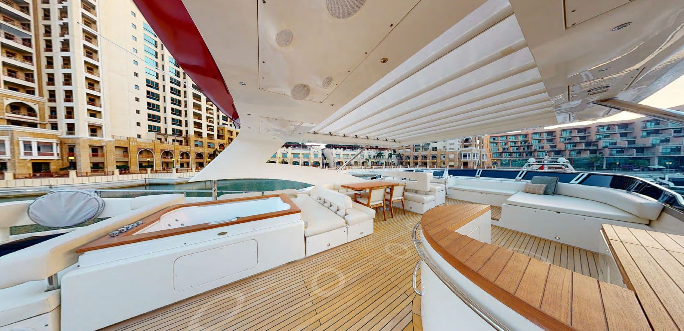 Yacht image on carousel