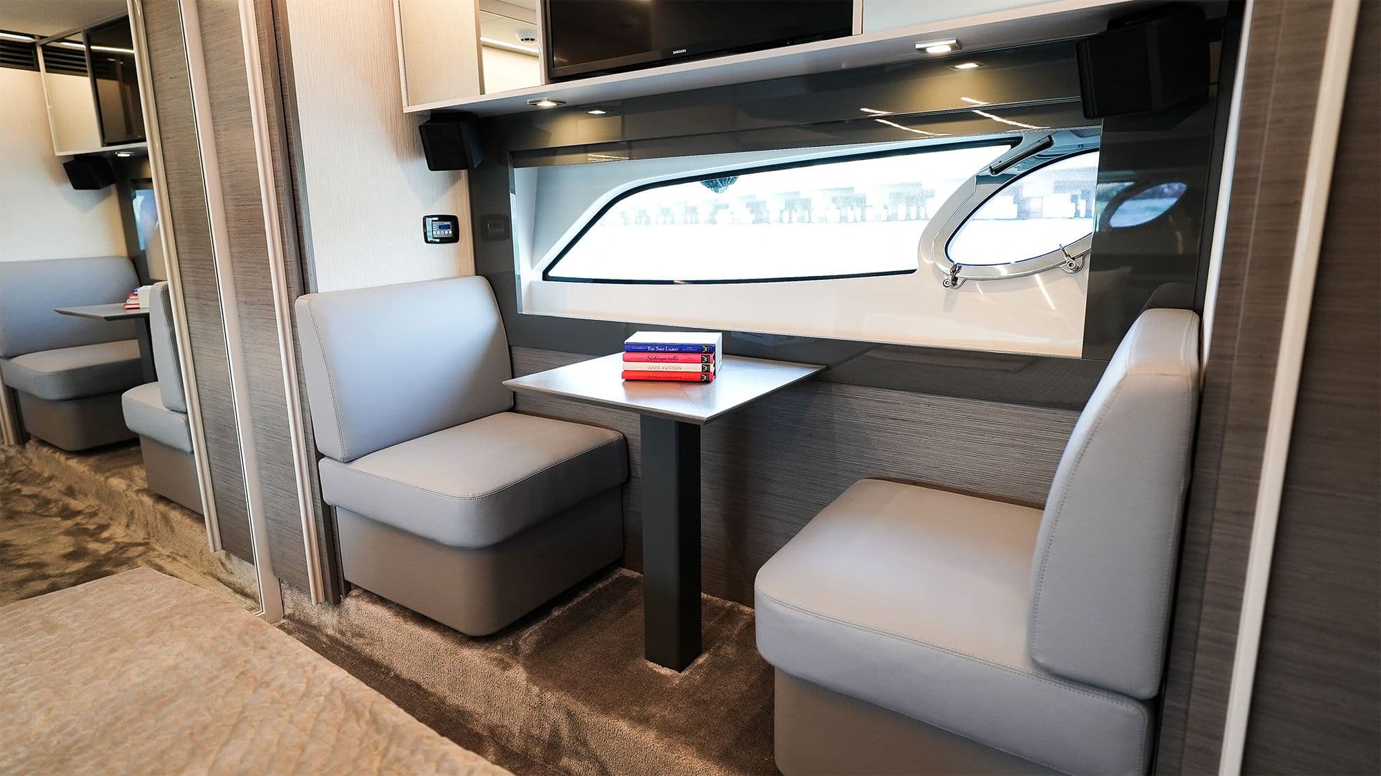 Yacht image on carousel