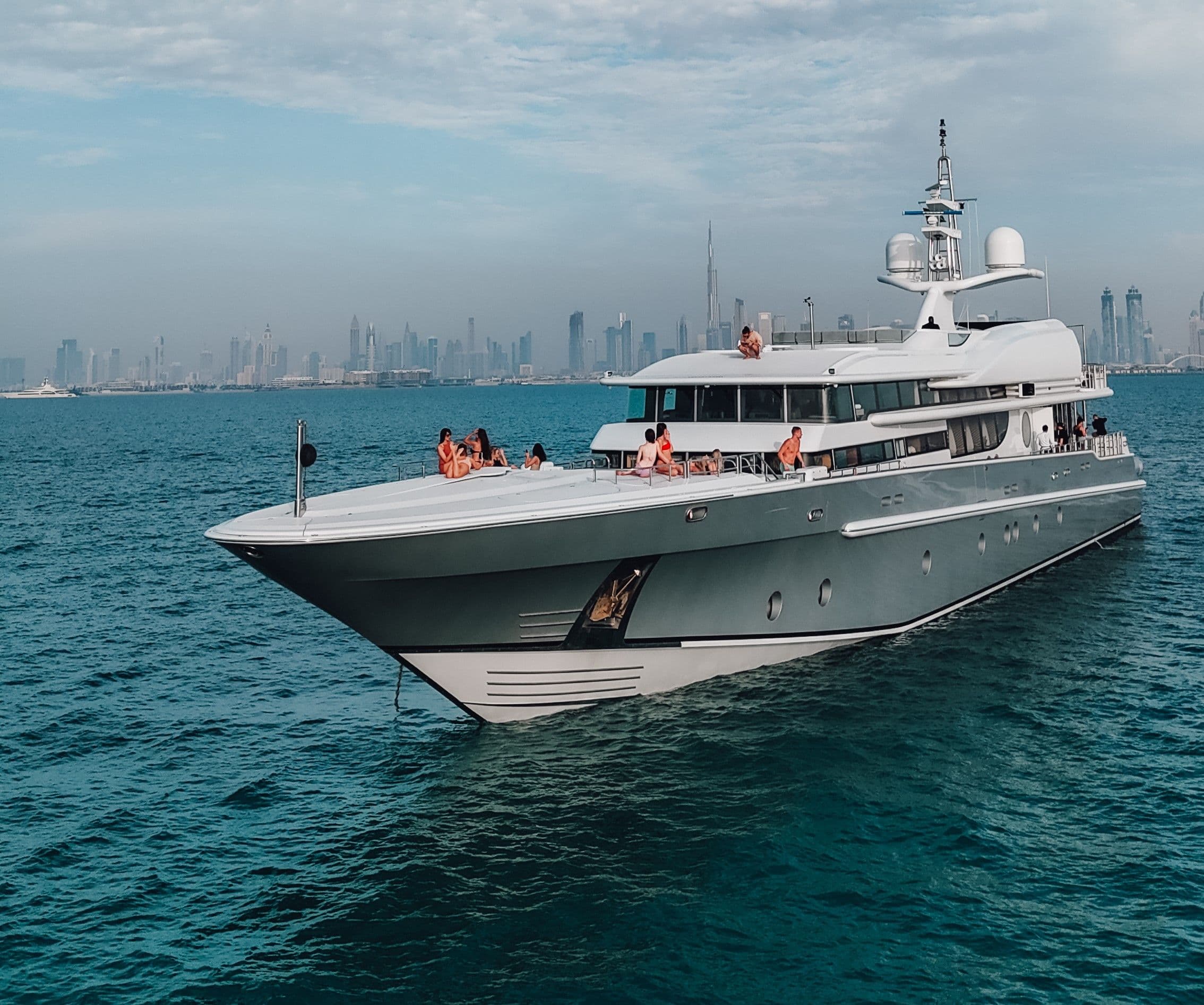 Yacht image on carousel