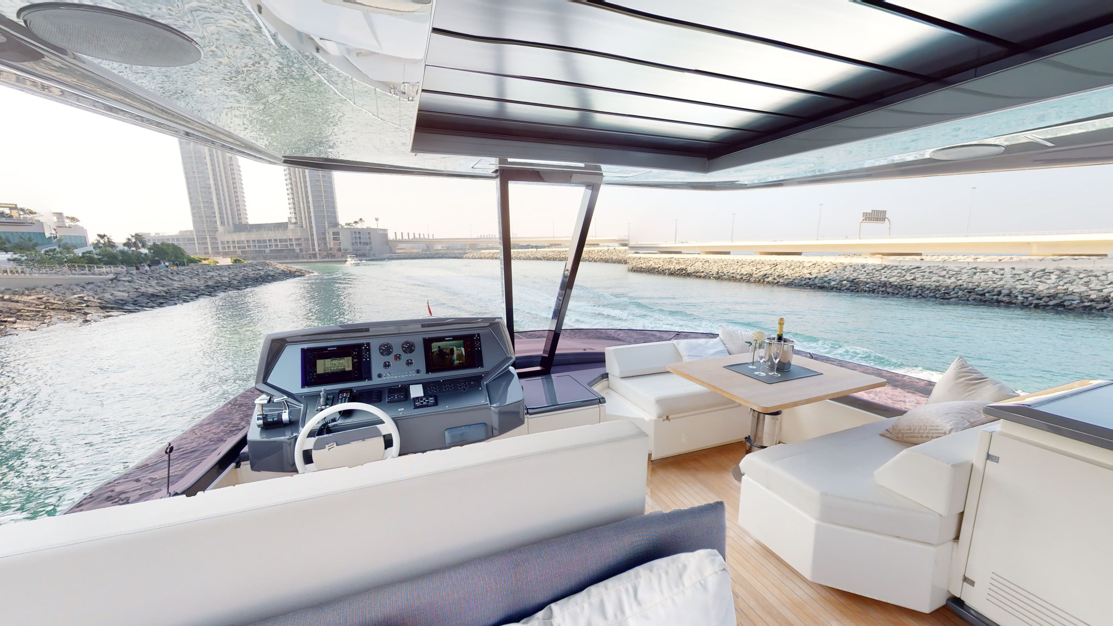 Yacht image on carousel