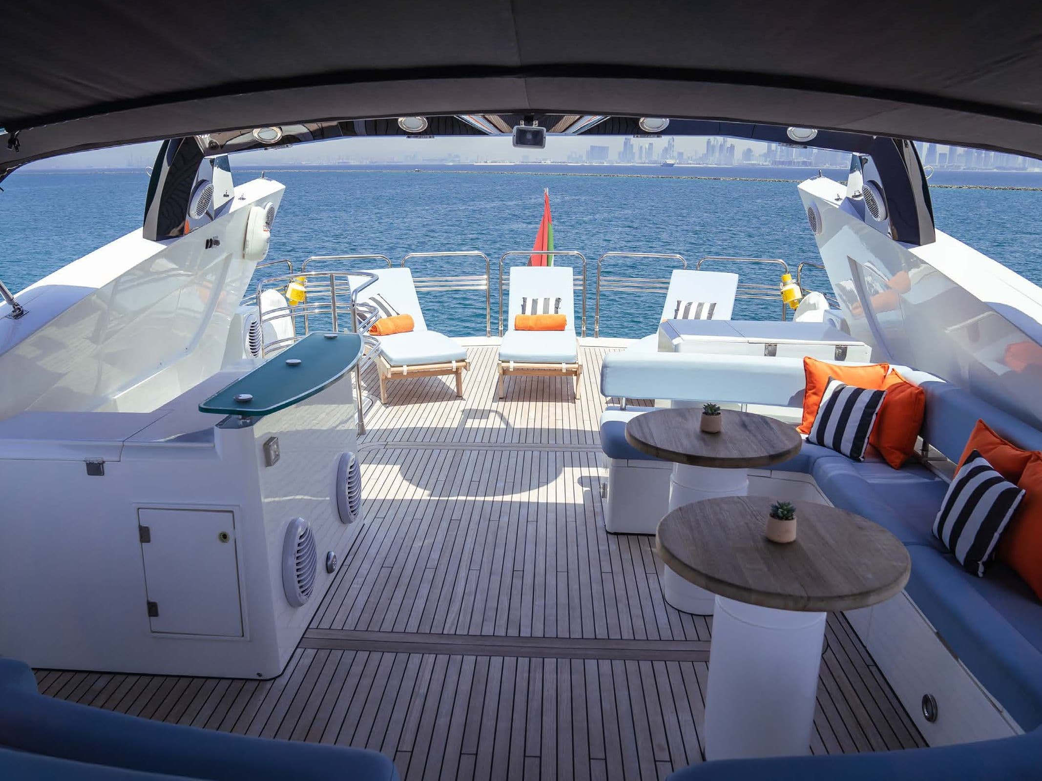 Yacht image on carousel