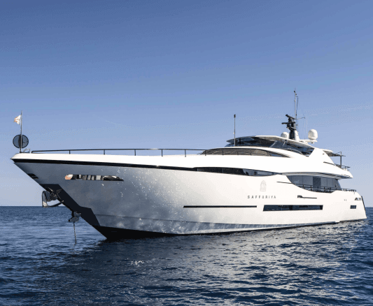 Yacht image on carousel