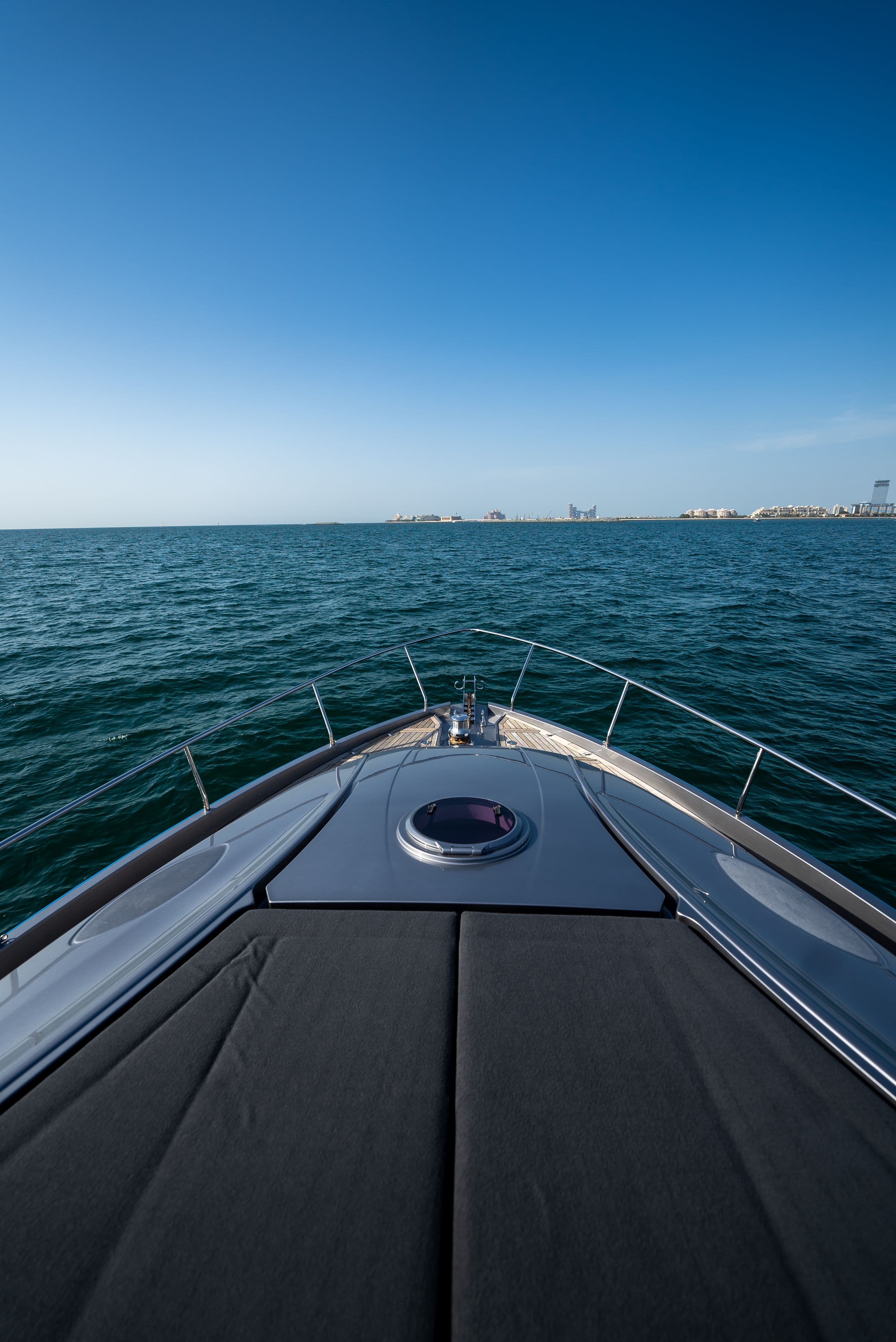 Yacht image on carousel