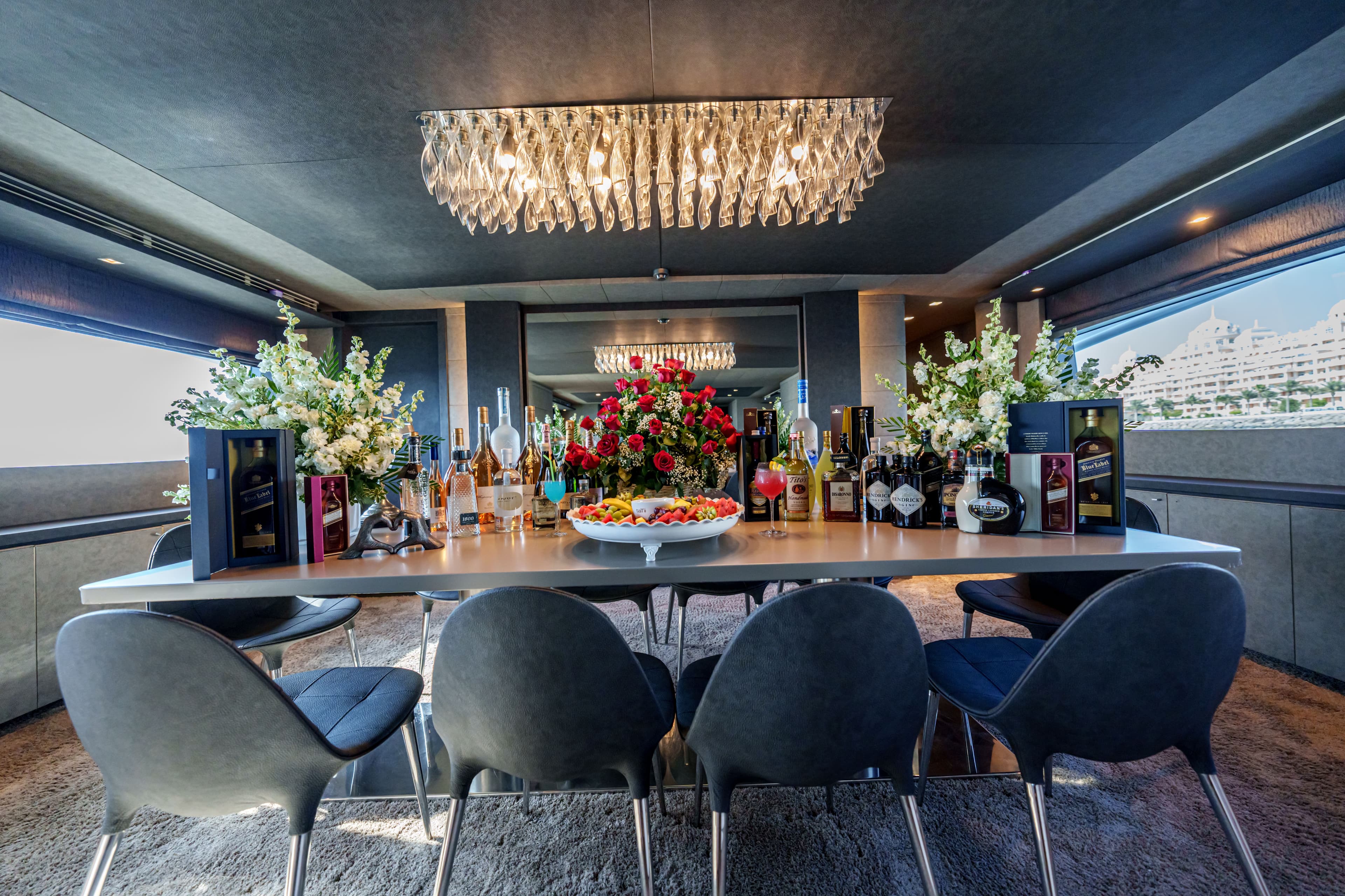 Yacht image on carousel