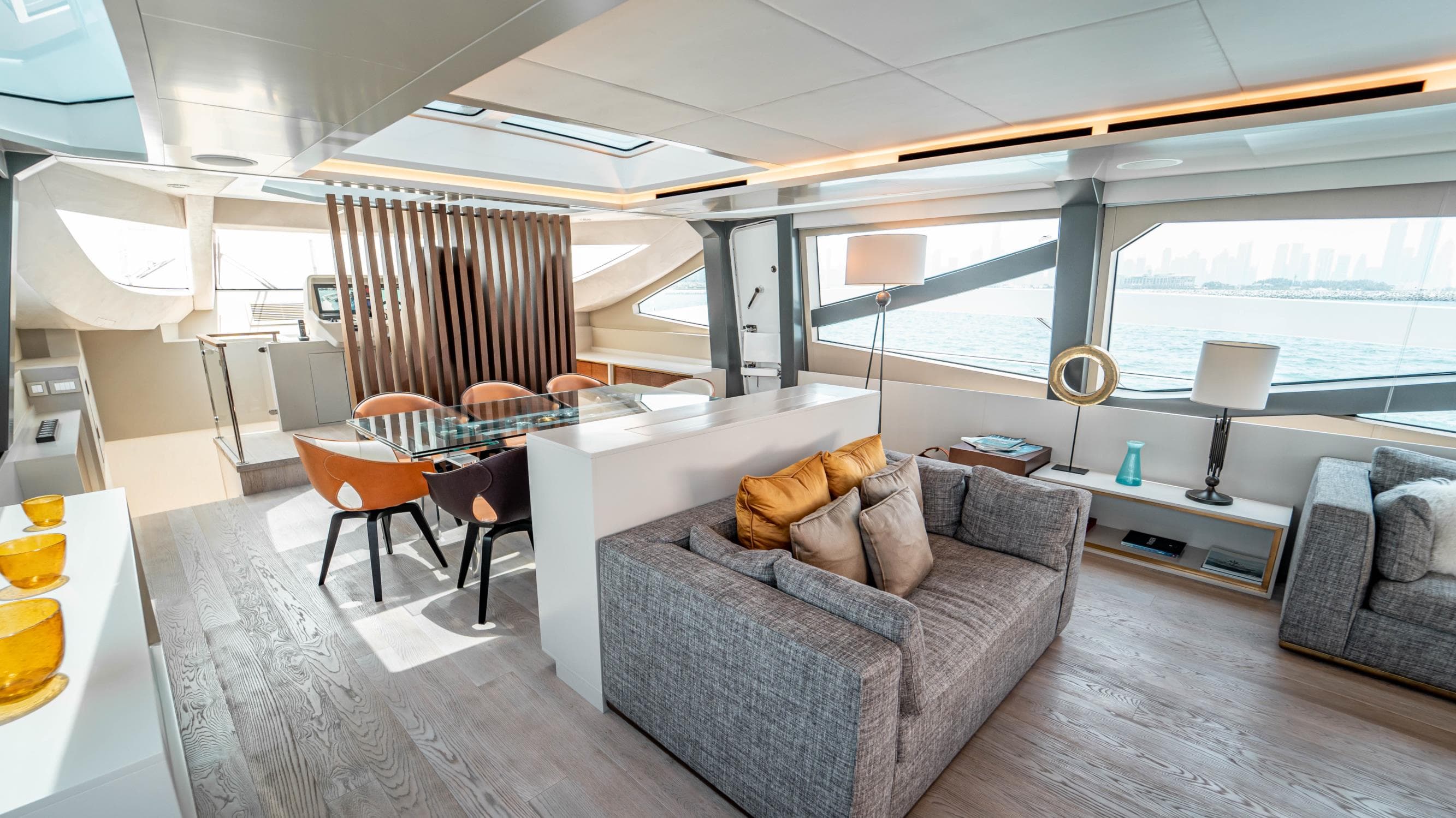 Yacht image on carousel