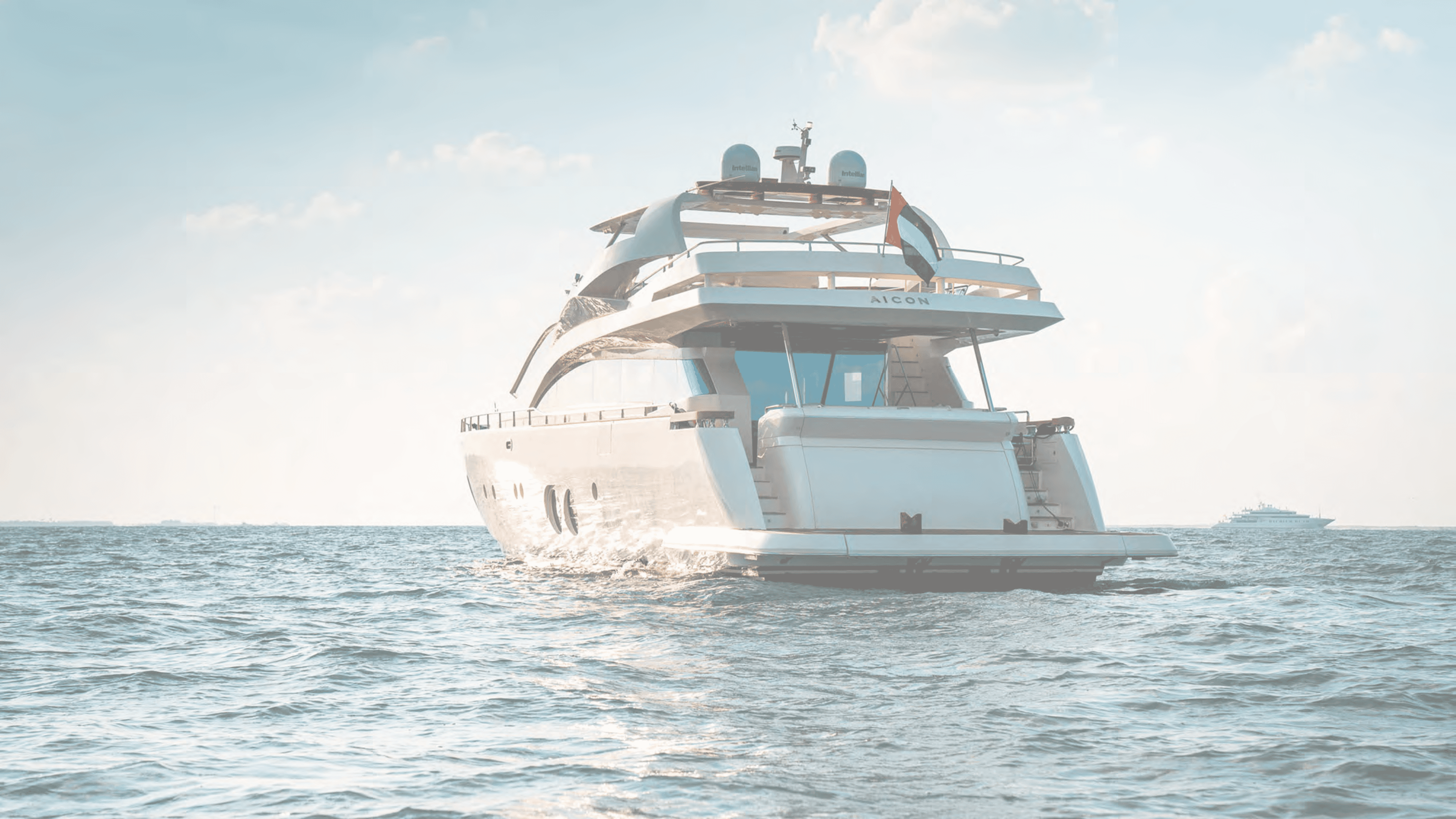 Yacht image on carousel