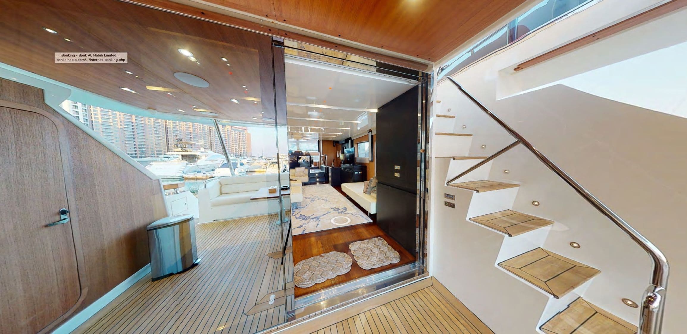 Yacht image on carousel